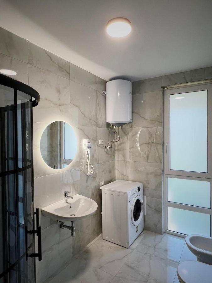 Pine Apartments At San Pietro Resort Durrës 外观 照片