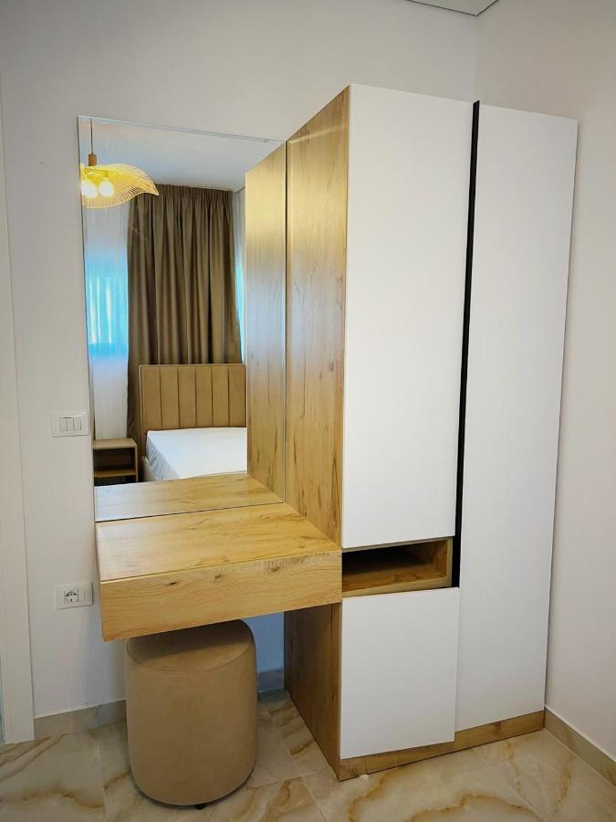Pine Apartments At San Pietro Resort Durrës 外观 照片