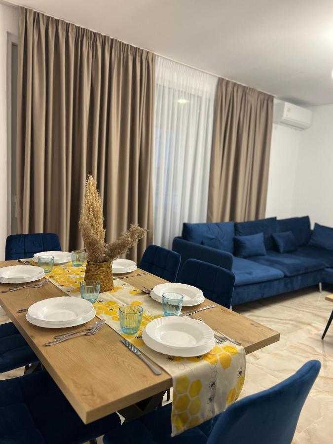 Pine Apartments At San Pietro Resort Durrës 外观 照片
