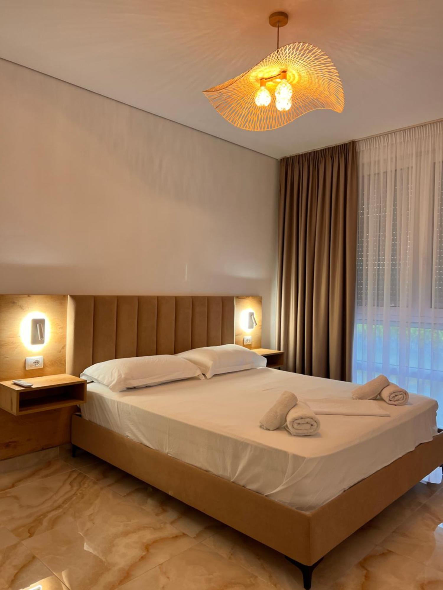 Pine Apartments At San Pietro Resort Durrës 外观 照片